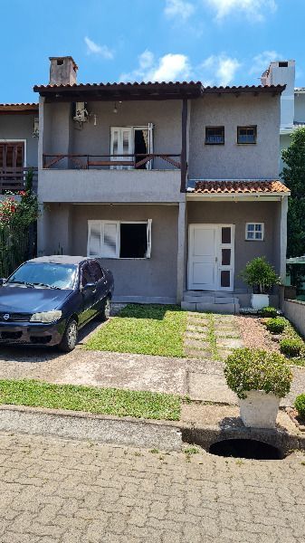Casa à venda com 177m², 3 quartos, 1 suíte, 2 vagas no bairro Hípica em Porto Alegre