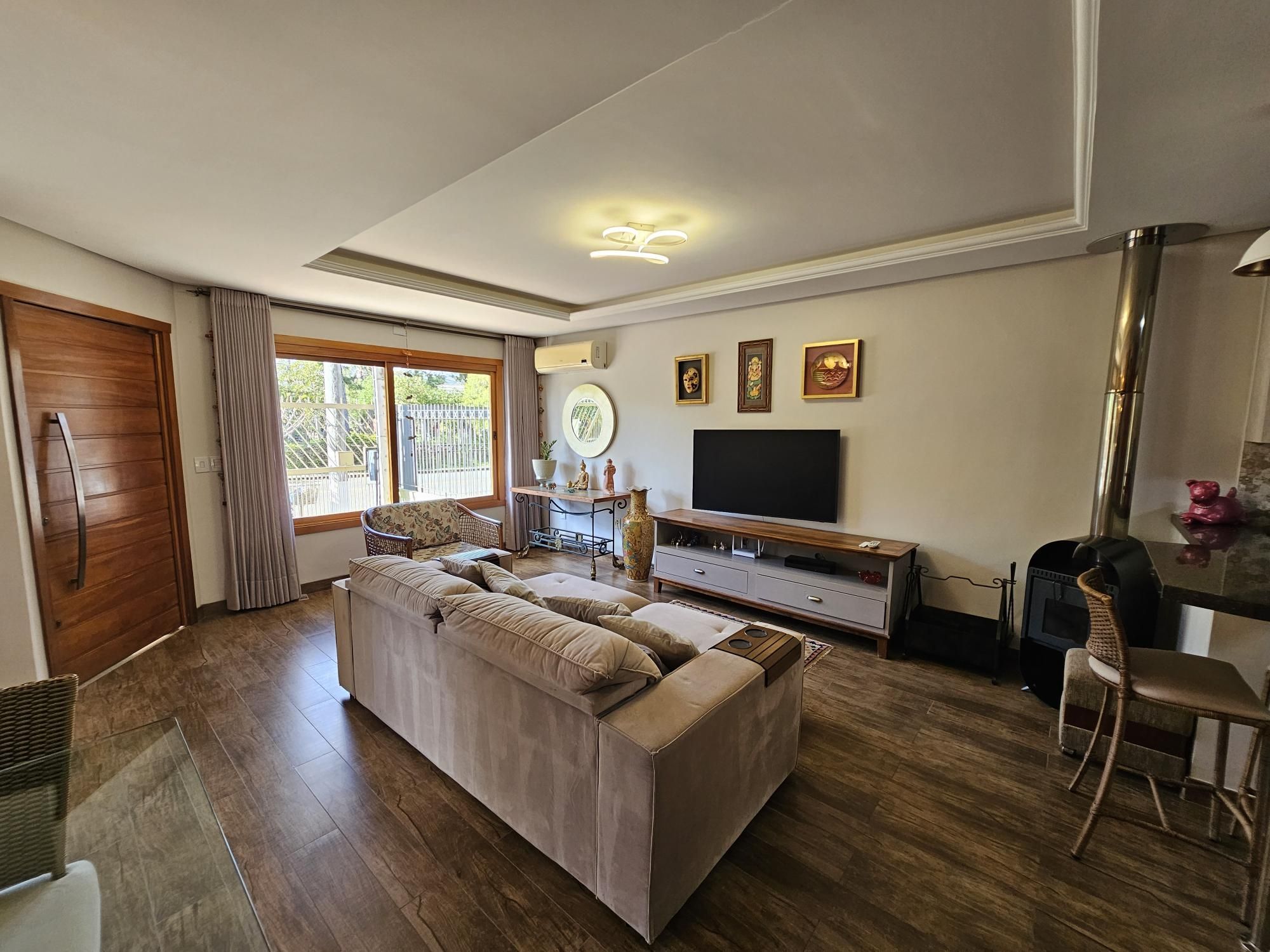 Casa 3 dormitórios impecável no Jardins do Prado bairro Hípica! — foto 2
