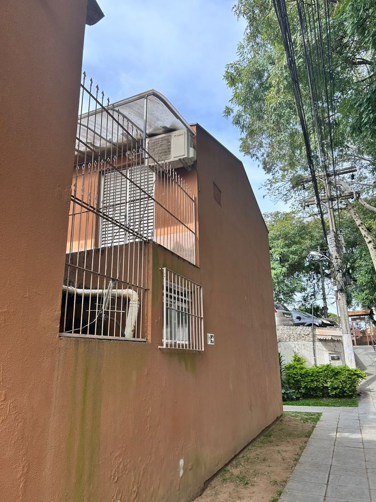 Casa de Condomínio 1 dormitório no bairro Guarujá