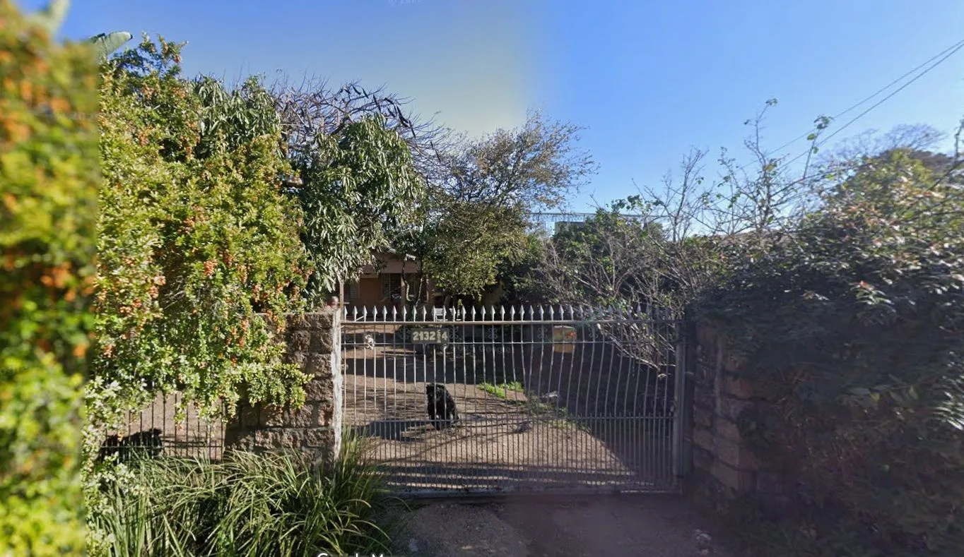 Terreno com 4m² no bairro Cavalhada em Porto Alegre para Comprar
