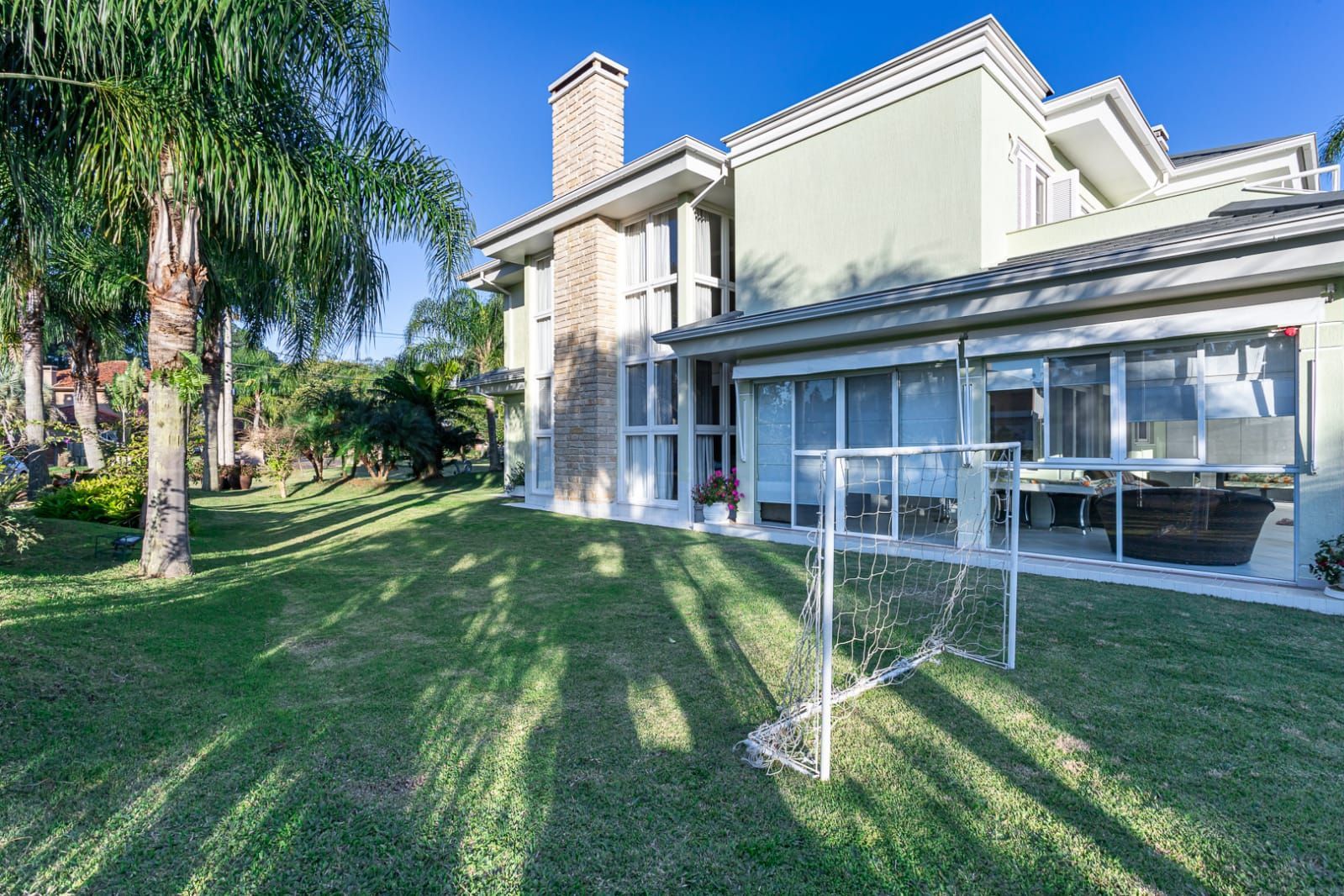 Casa de Condomínio à venda com 4 quartos, 474m² - Foto 3