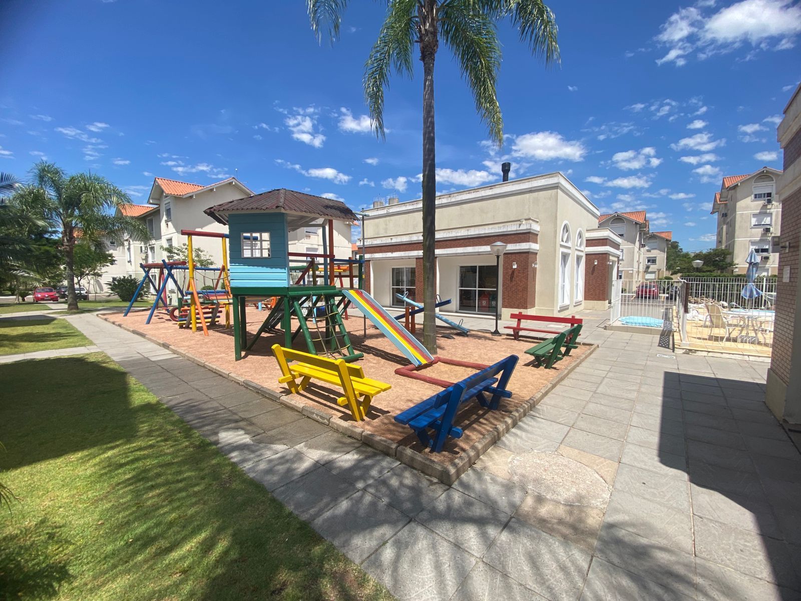 Apartamento 3 dormitórios em condomínio com infraestrutura de lazer no bairro Hipica próximo Escola Cesi !