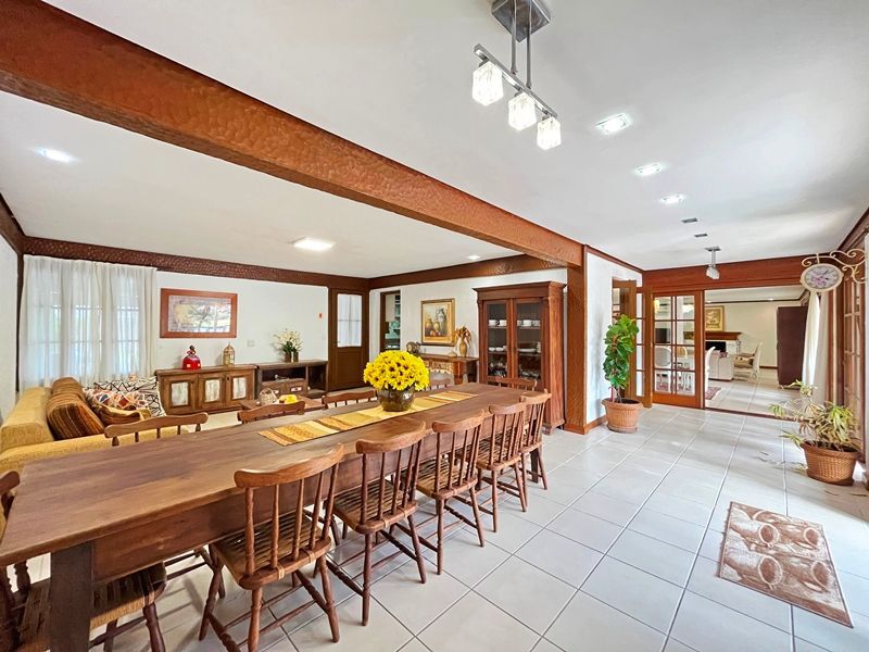 Casa de Condomínio à venda com 3 quartos, 379m² - Foto 19