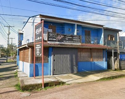 Excelente terreno de esquina com dois prédios (comercial e residencial)