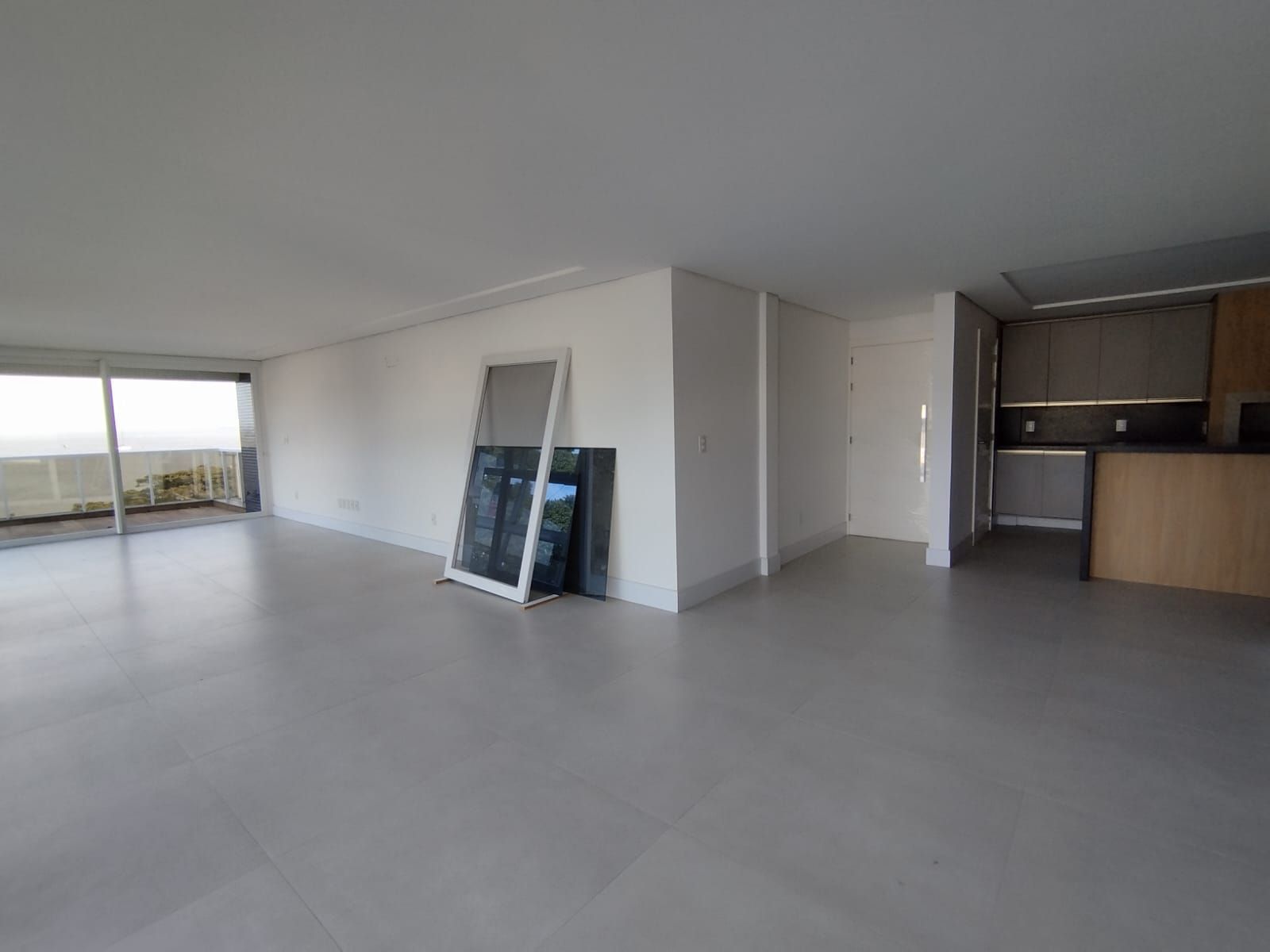 Apartamento - 3 dormitórios, sendo 3 suites, 4 vagas - Vila Assunção