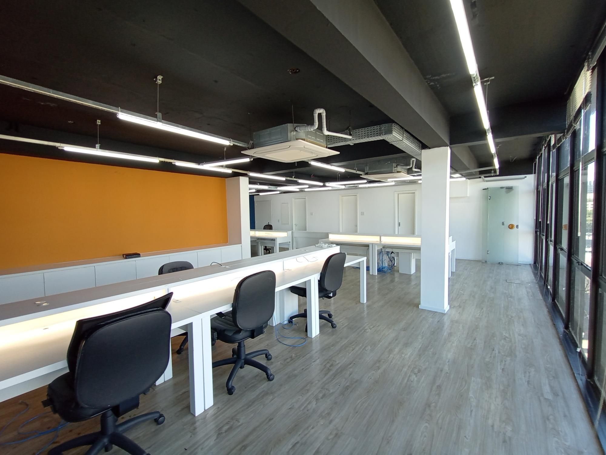 Conjunto Comercial-Sala à venda com 1 quarto, 122m² - Foto 14