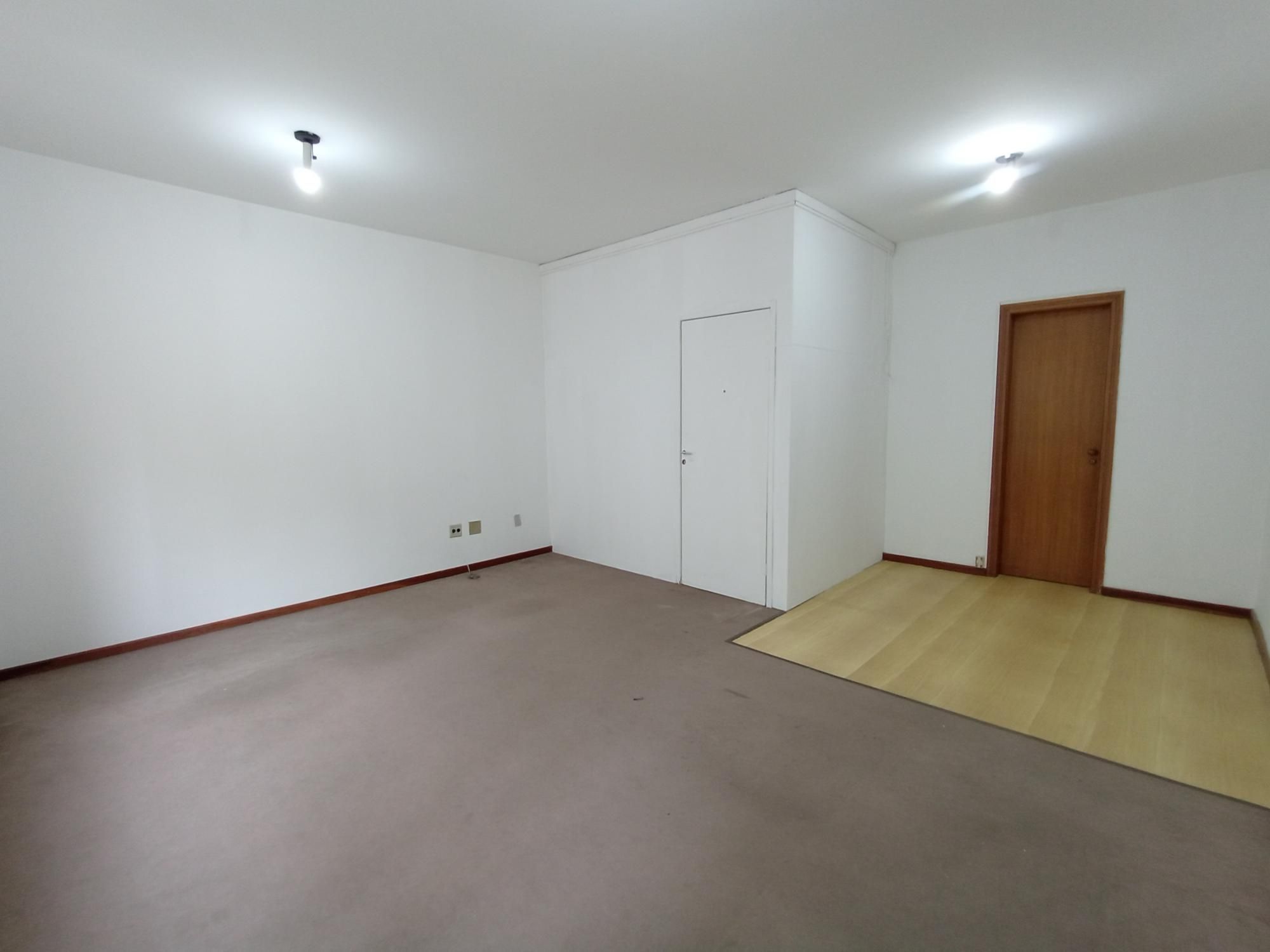 Prédio Inteiro à venda com 1 quarto, 34m² - Foto 1