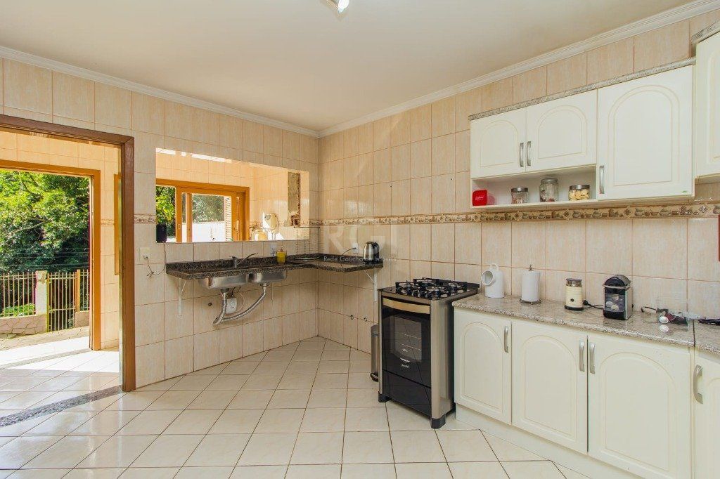 Casa à venda com 4 quartos, 300m² - Foto 40