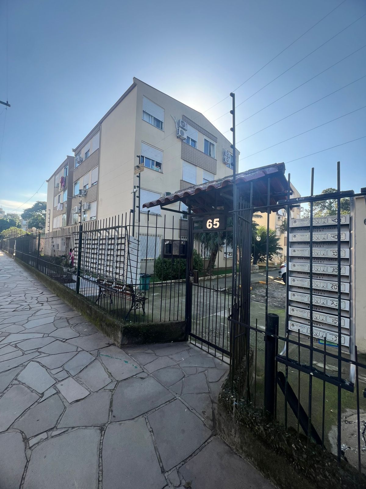 Apartamento à venda com 1 quarto, 38m² - Foto 1
