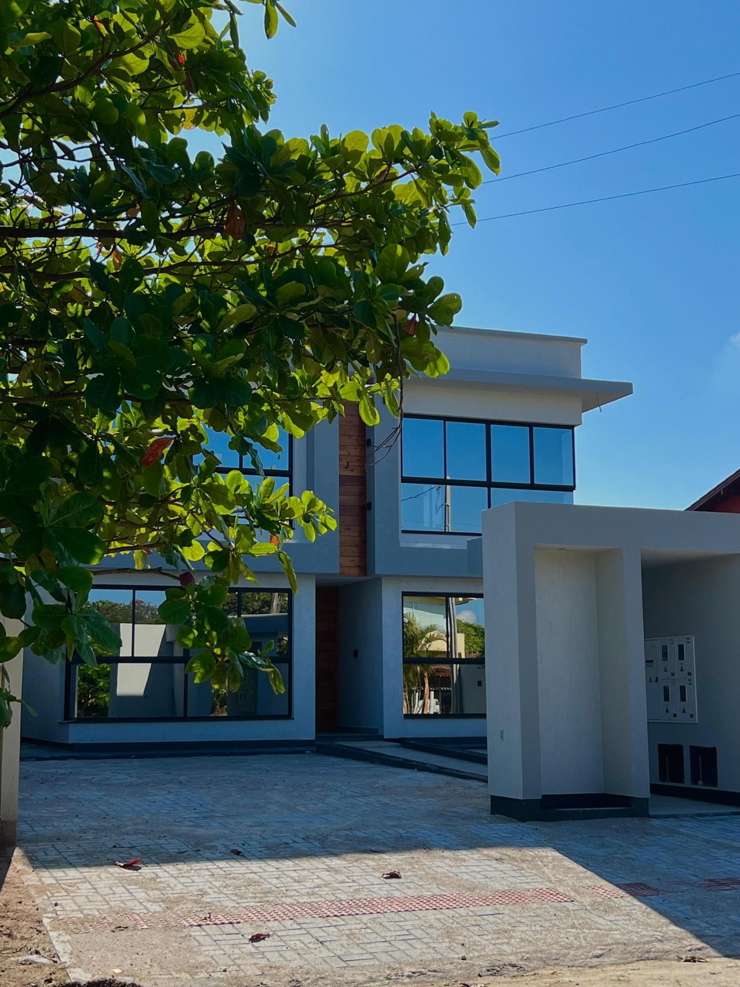 Apartamento à venda com 2 quartos, 67m² - Foto 3