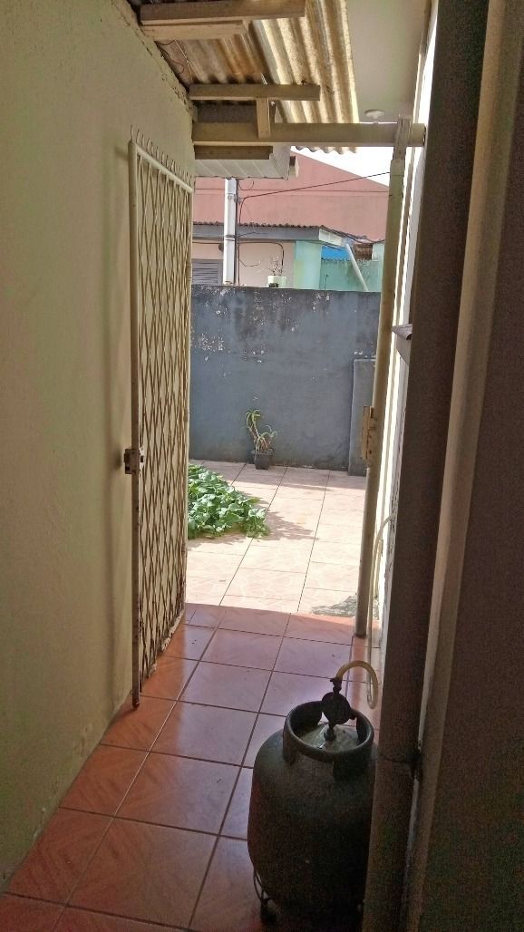 Casa à venda com 3 quartos, 180m² - Foto 17