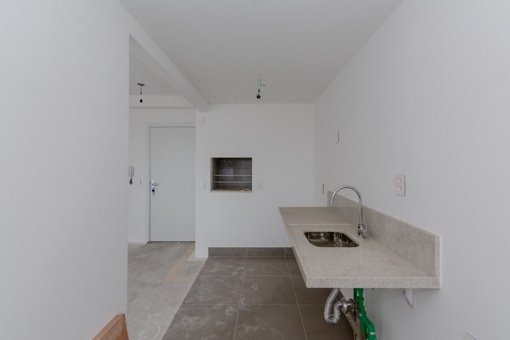Apartamento à venda com 3 quartos, 76m² - Foto 11
