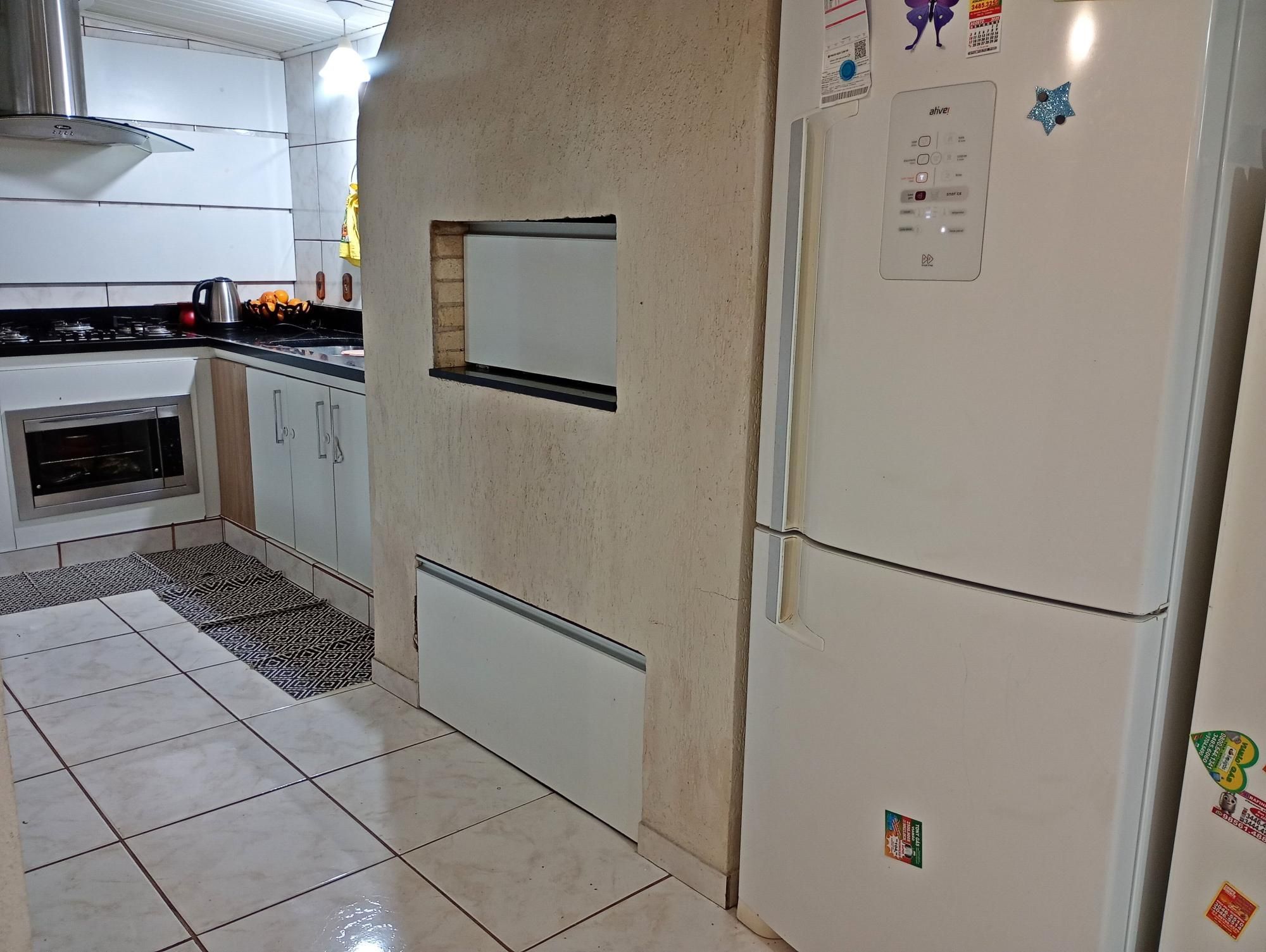 Casa à venda com 3 quartos, 81m² - Foto 29