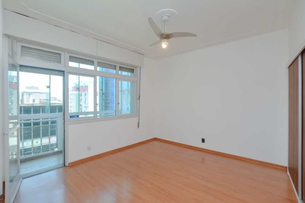 Apartamento à venda com 3 quartos, 138m² - Foto 31