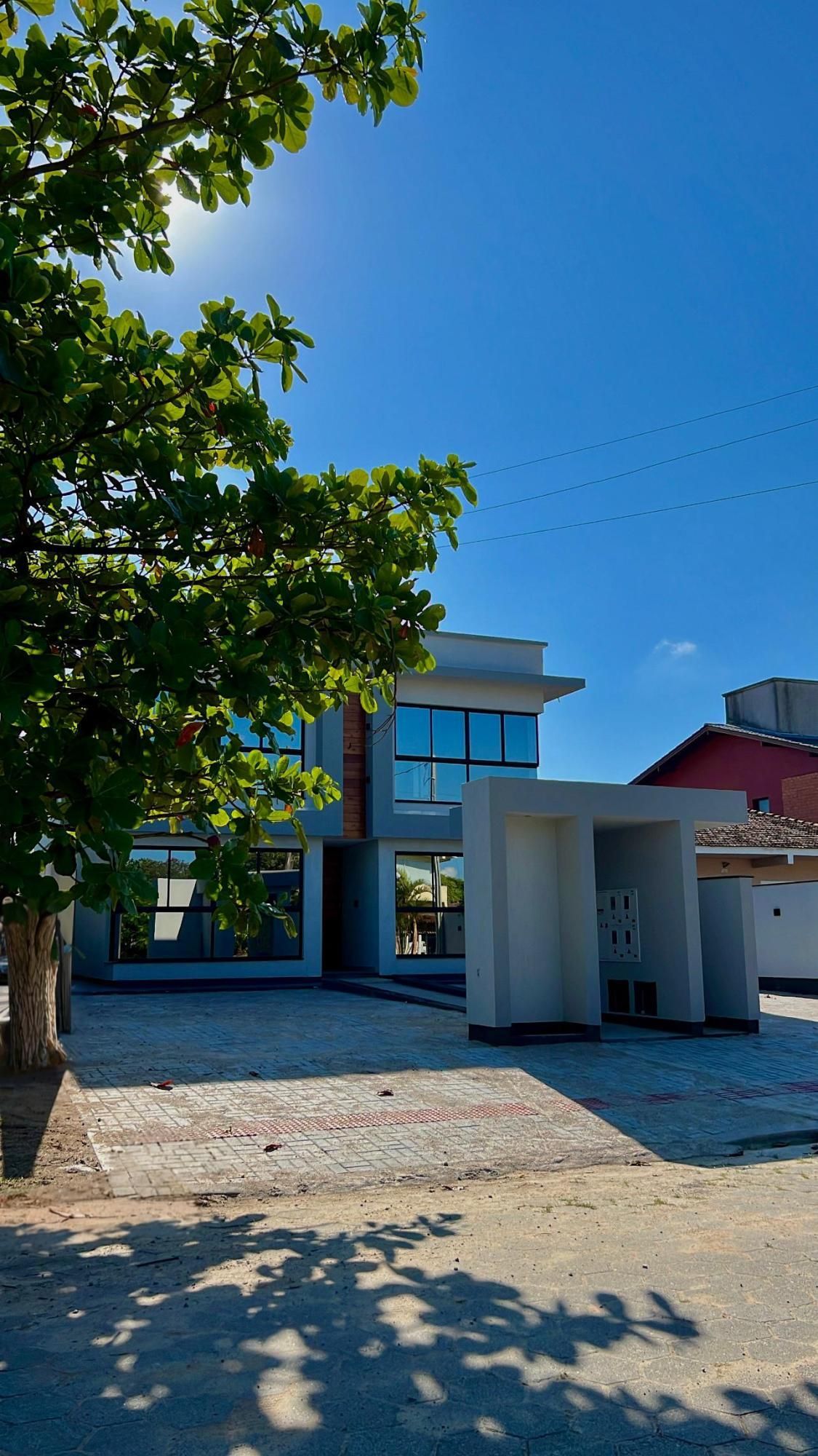 Apartamento à venda com 2 quartos, 67m² - Foto 1