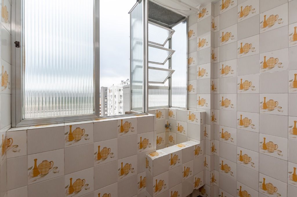 Apartamento à venda com 2 quartos, 67m² - Foto 41