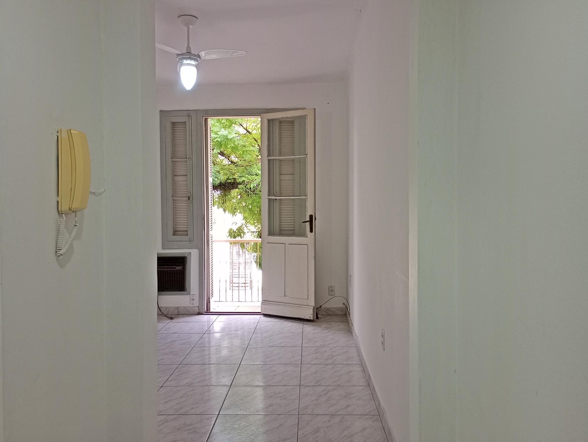 Apartamento 73m² com 3 dormitórios. — foto 2
