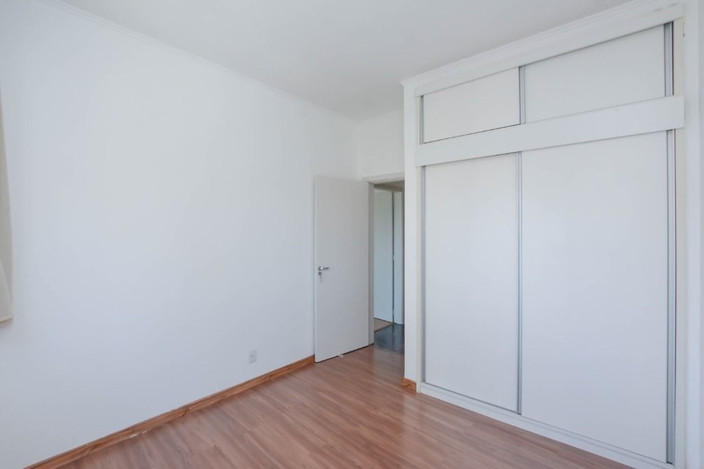 Apartamento à venda com 3 quartos, 138m² - Foto 29