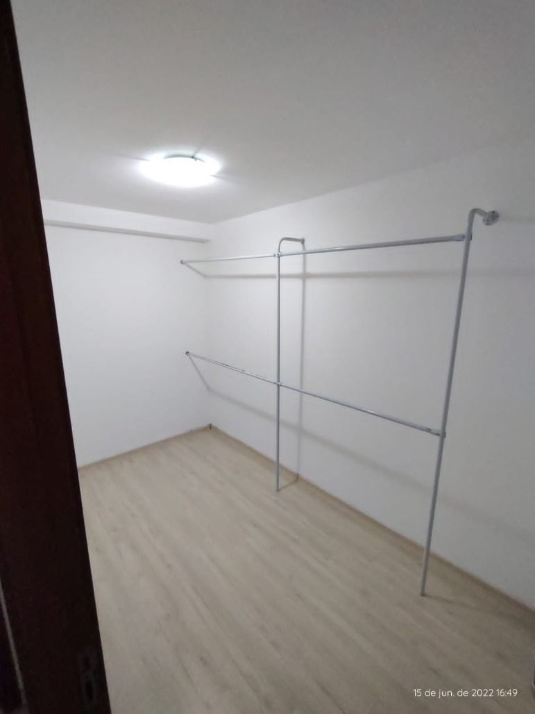 Casa à venda com 3 quartos, 223m² - Foto 24