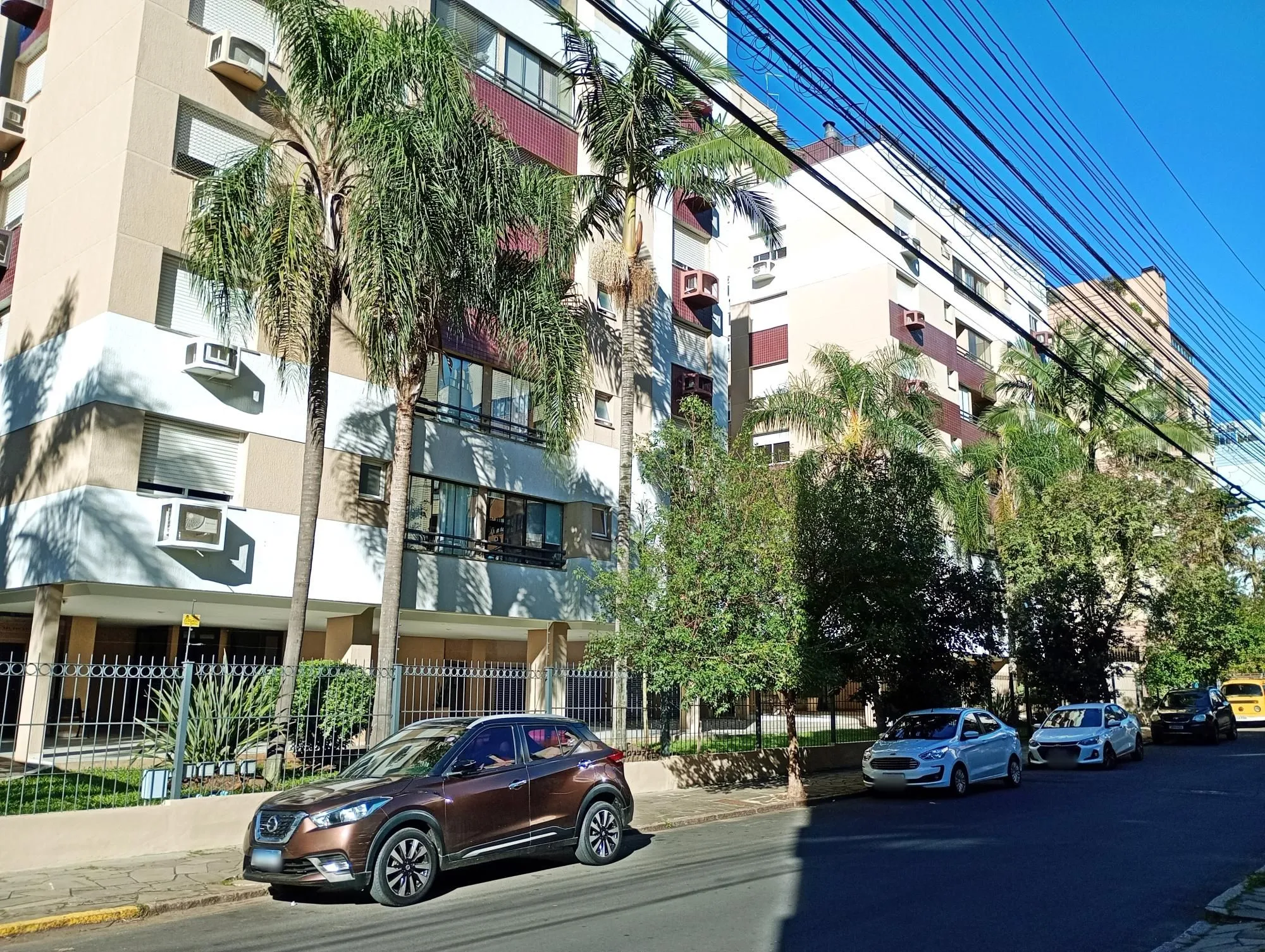 Apartamento 3 quartos, 1 suíte a uma quadra da Plínio