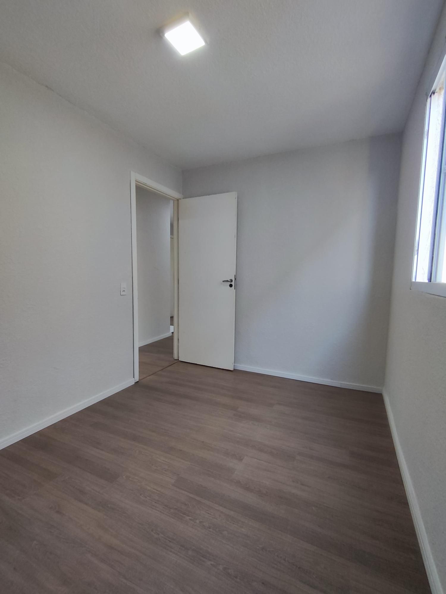 Apartamento à venda com 2 quartos, 42m² - Foto 4