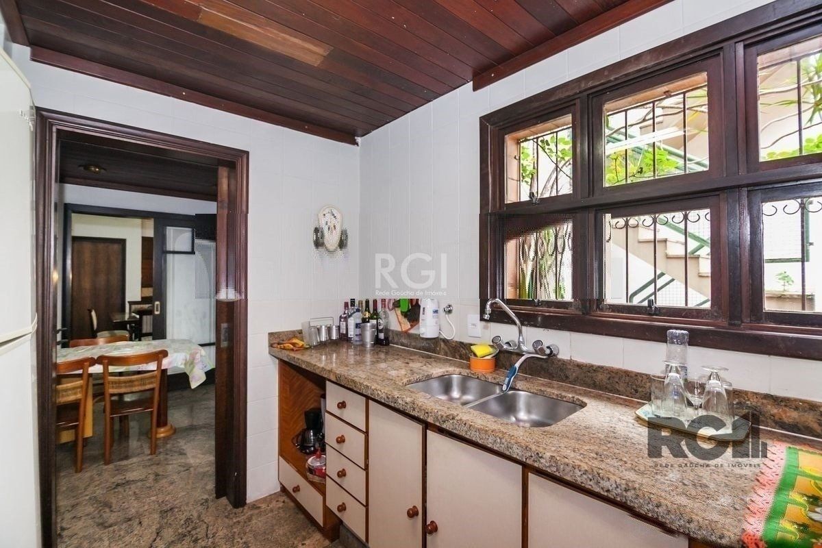 Casa, 3 quartos, 253 m² - Foto 6