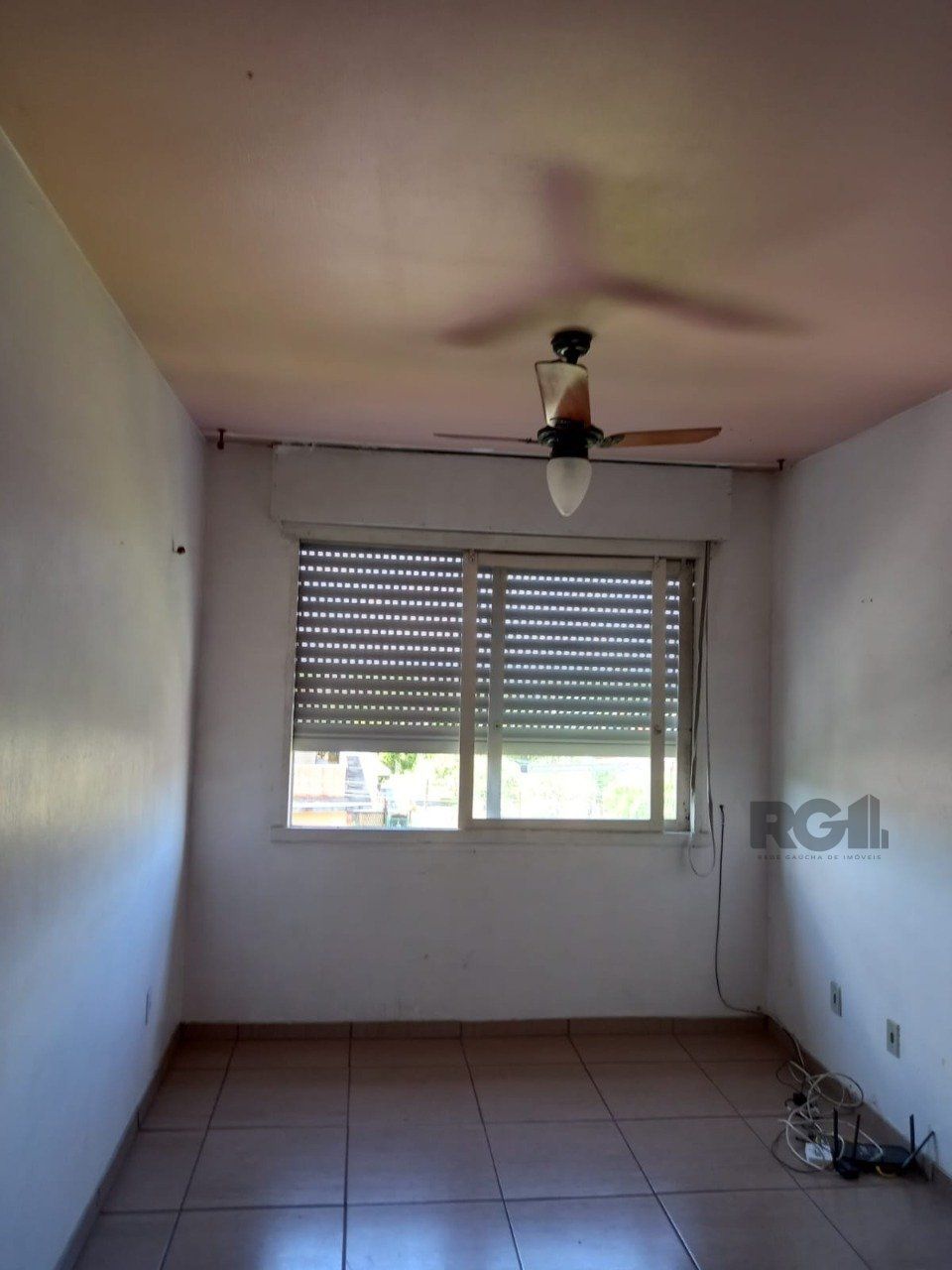 Apartamento à venda com 2 quartos, 60m² - Foto 2