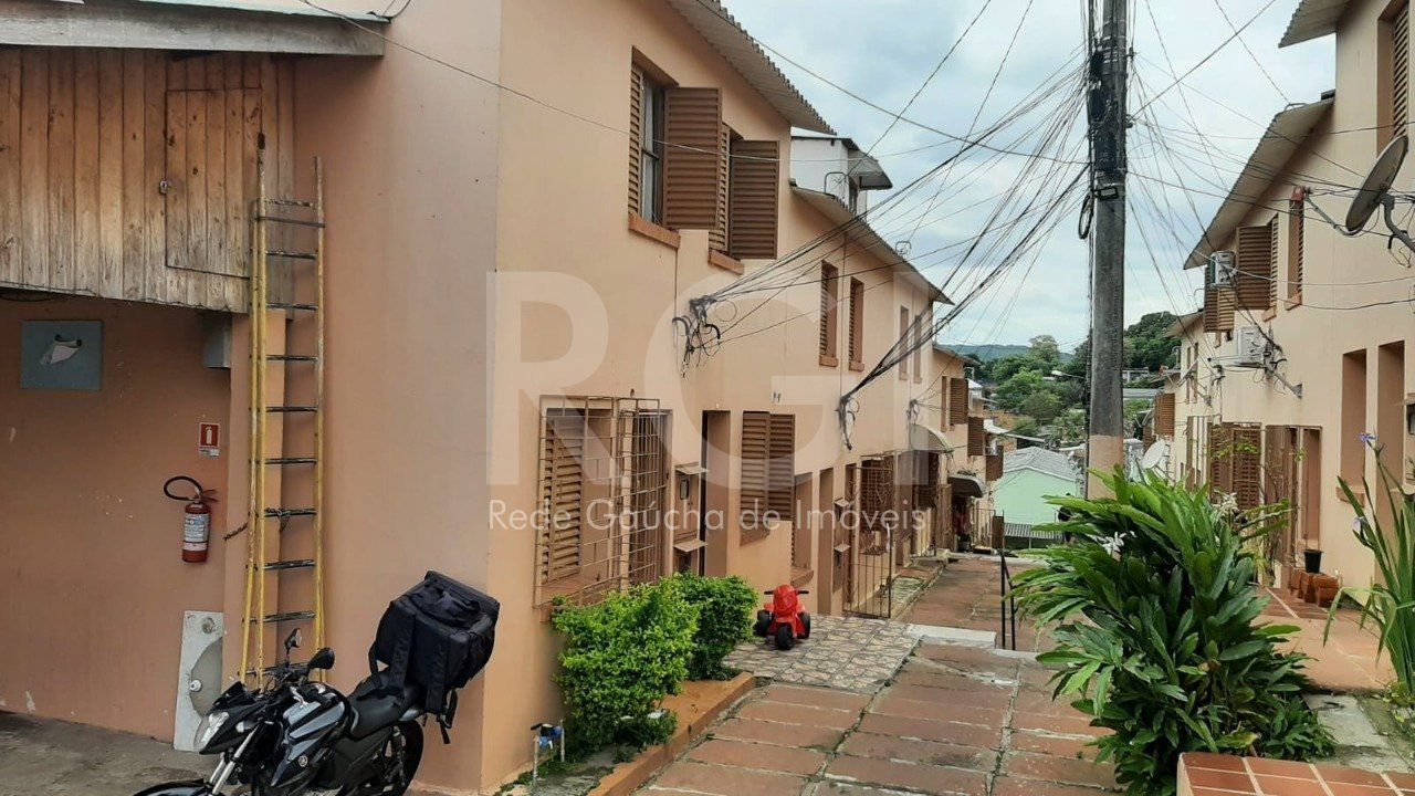 Casa de Condomínio à venda com 1 quarto, 42m² - Foto 4
