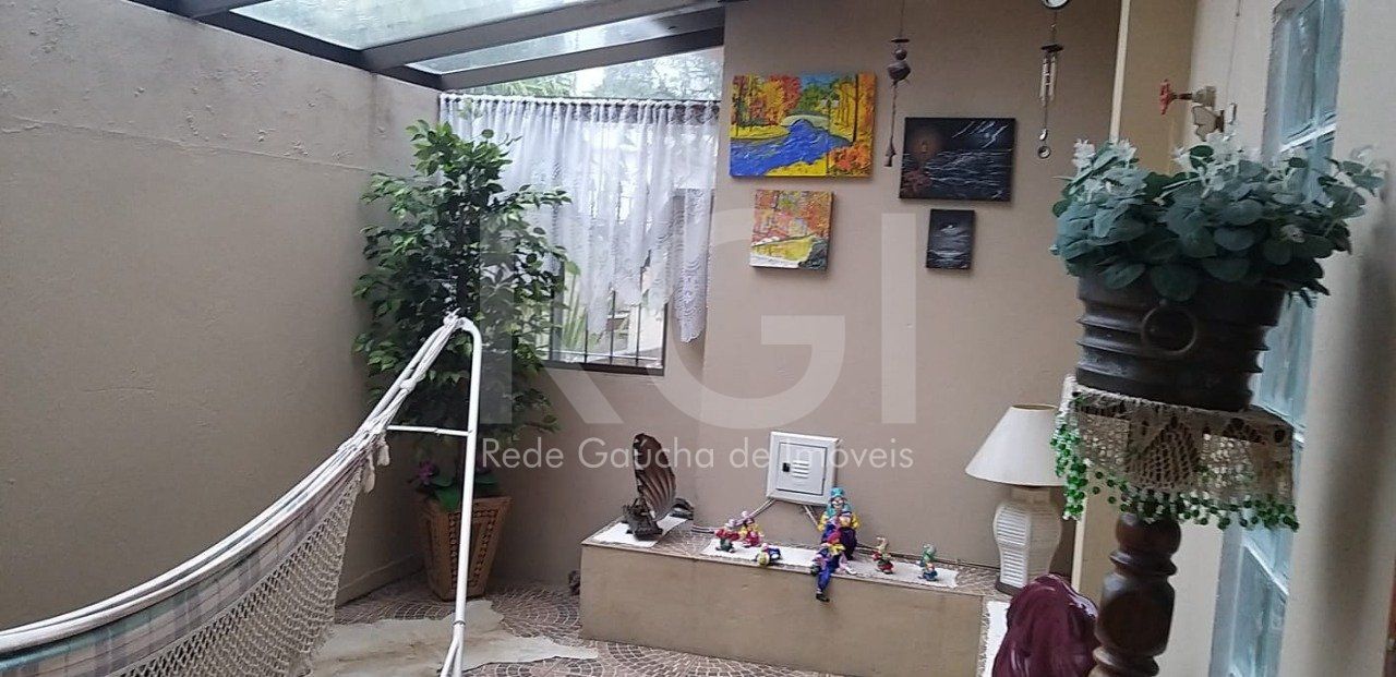 Casa à venda com 6 quartos, 750m² - Foto 3
