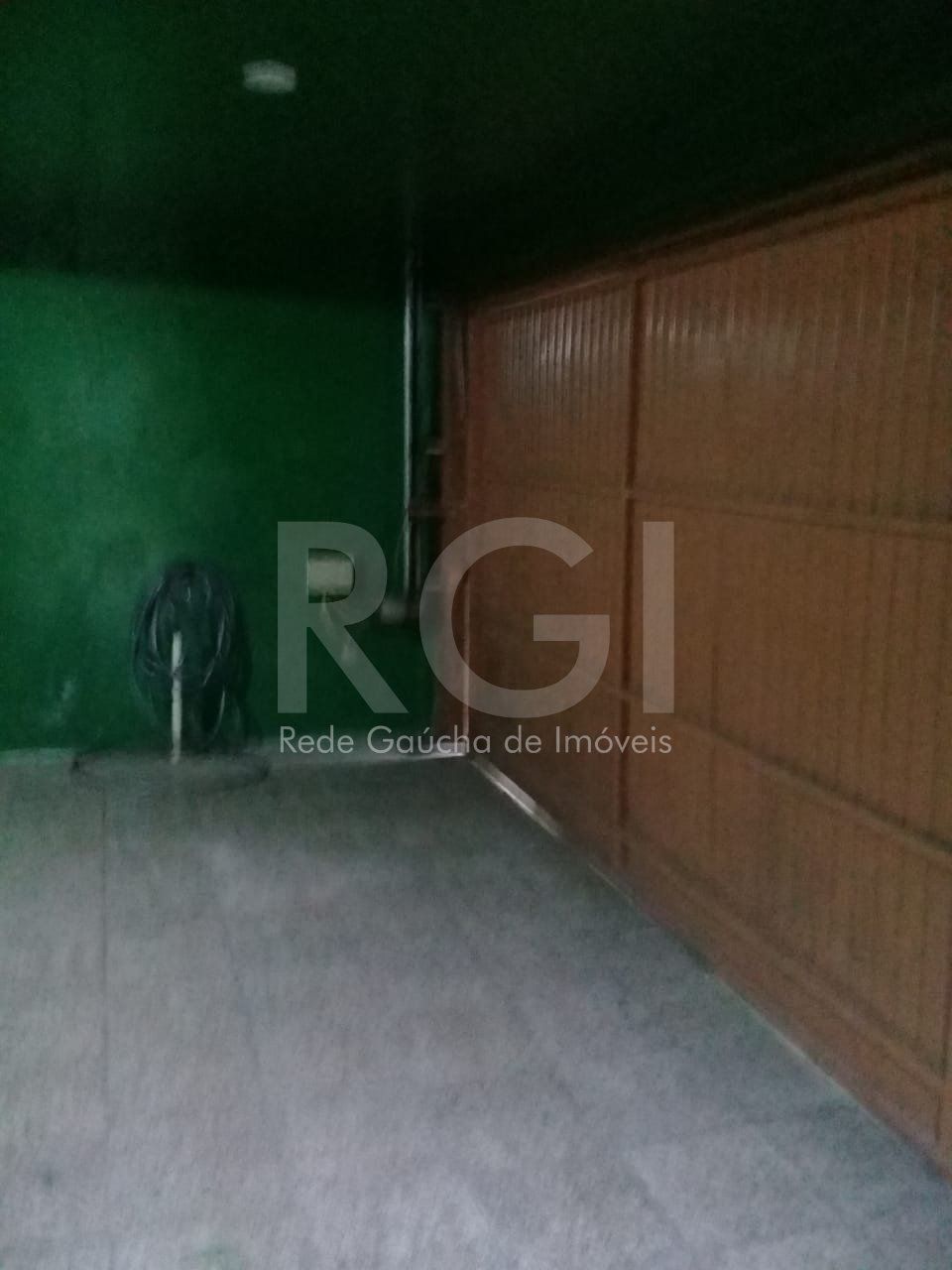 Casa à venda com 2 quartos, 120m² - Foto 2