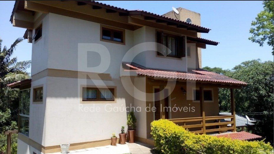 Casa à venda com 4 quartos, 193m² - Foto 1