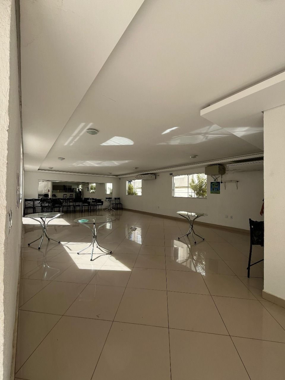 Apartamento à venda com 2 quartos, 40m² - Foto 13