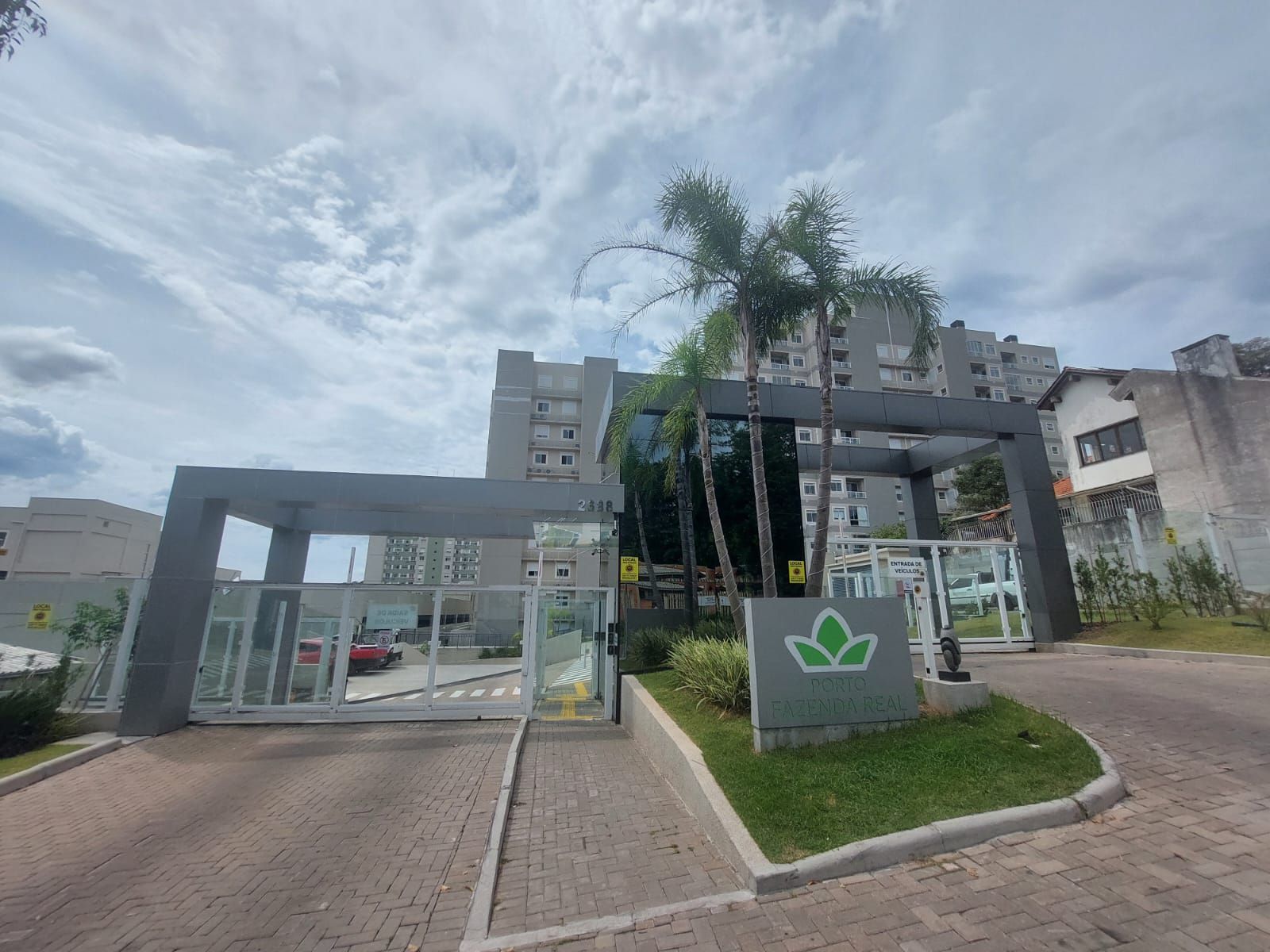 Apartamento com 54m², 2 dormitórios no bairro Camaquã em Porto Alegre para Comprar