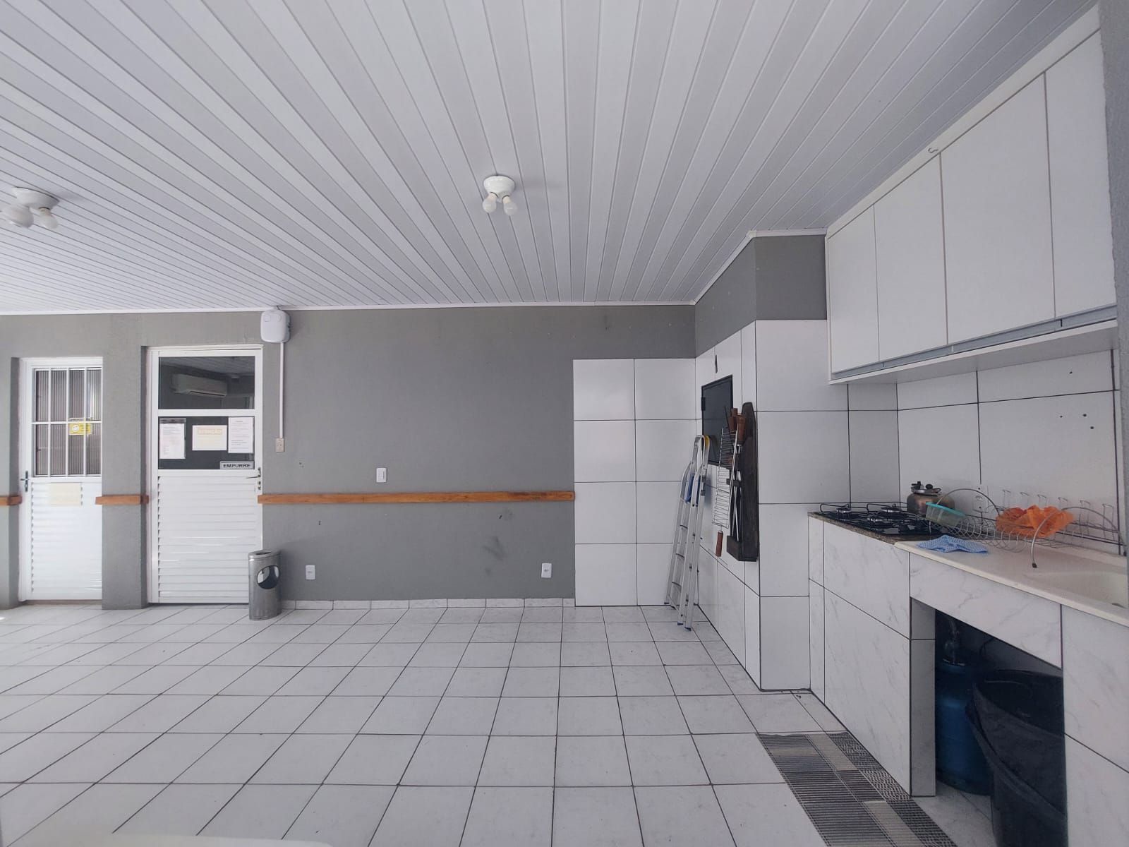 Apartamento à venda com 2 quartos, 42m² - Foto 14