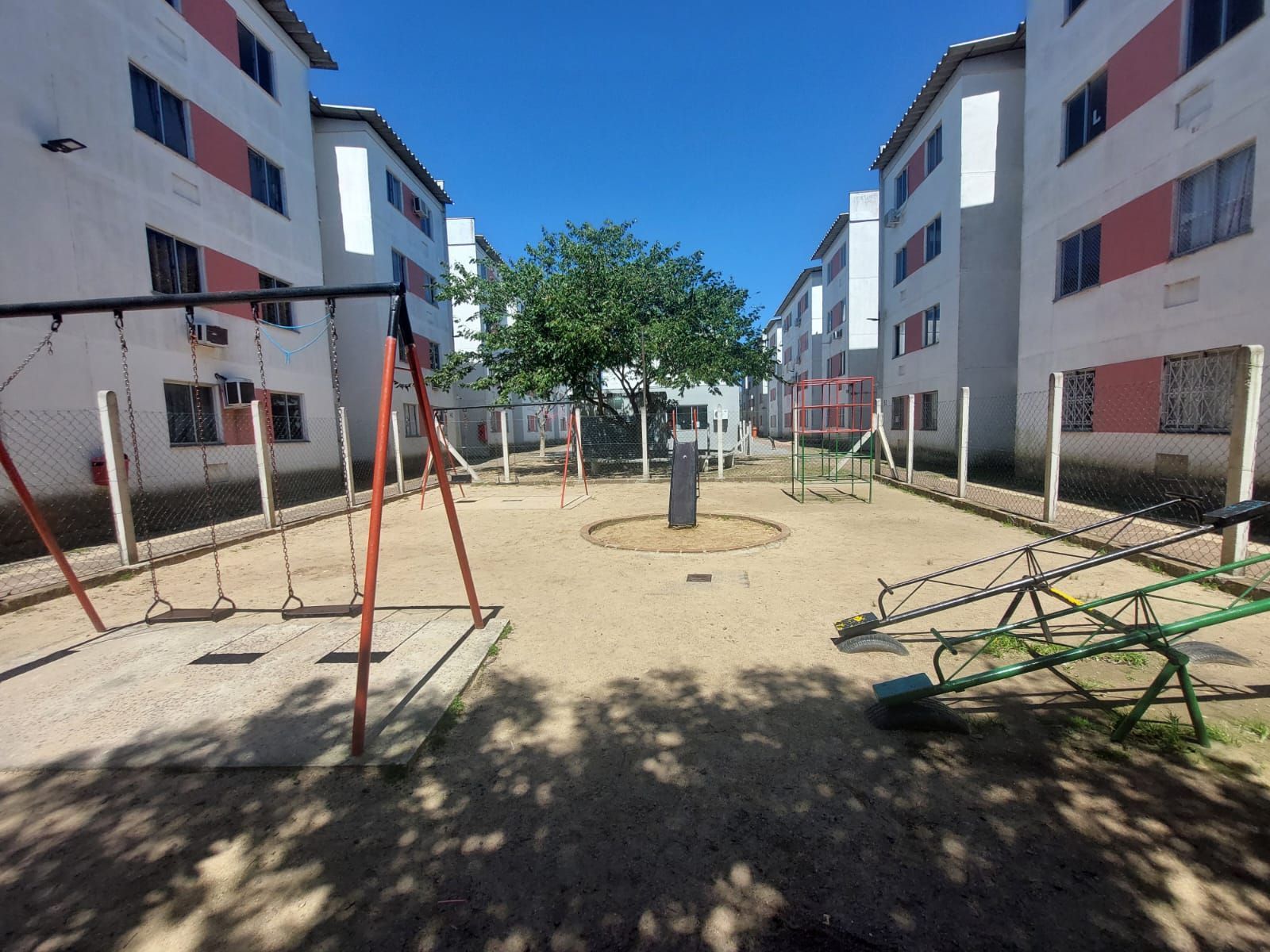 Apartamento à venda com 2 quartos, 42m² - Foto 17