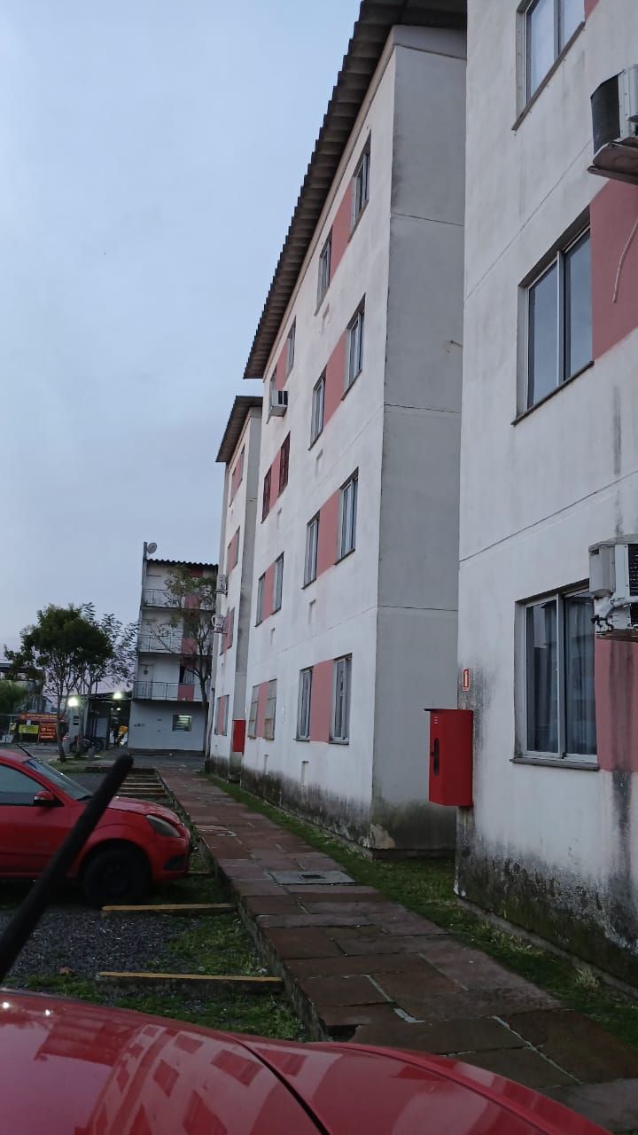 Apartamento à venda com 41m², 2 quartos, 1 vaga no bairro Restinga em Porto Alegre