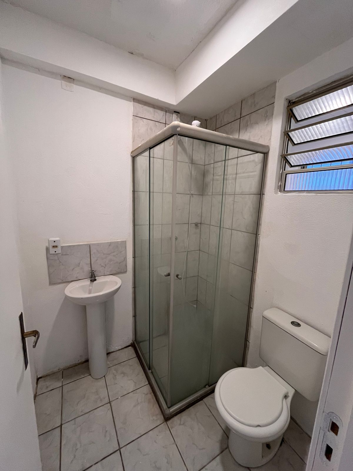 Apartamento à venda com 2 quartos, 42m² - Foto 9