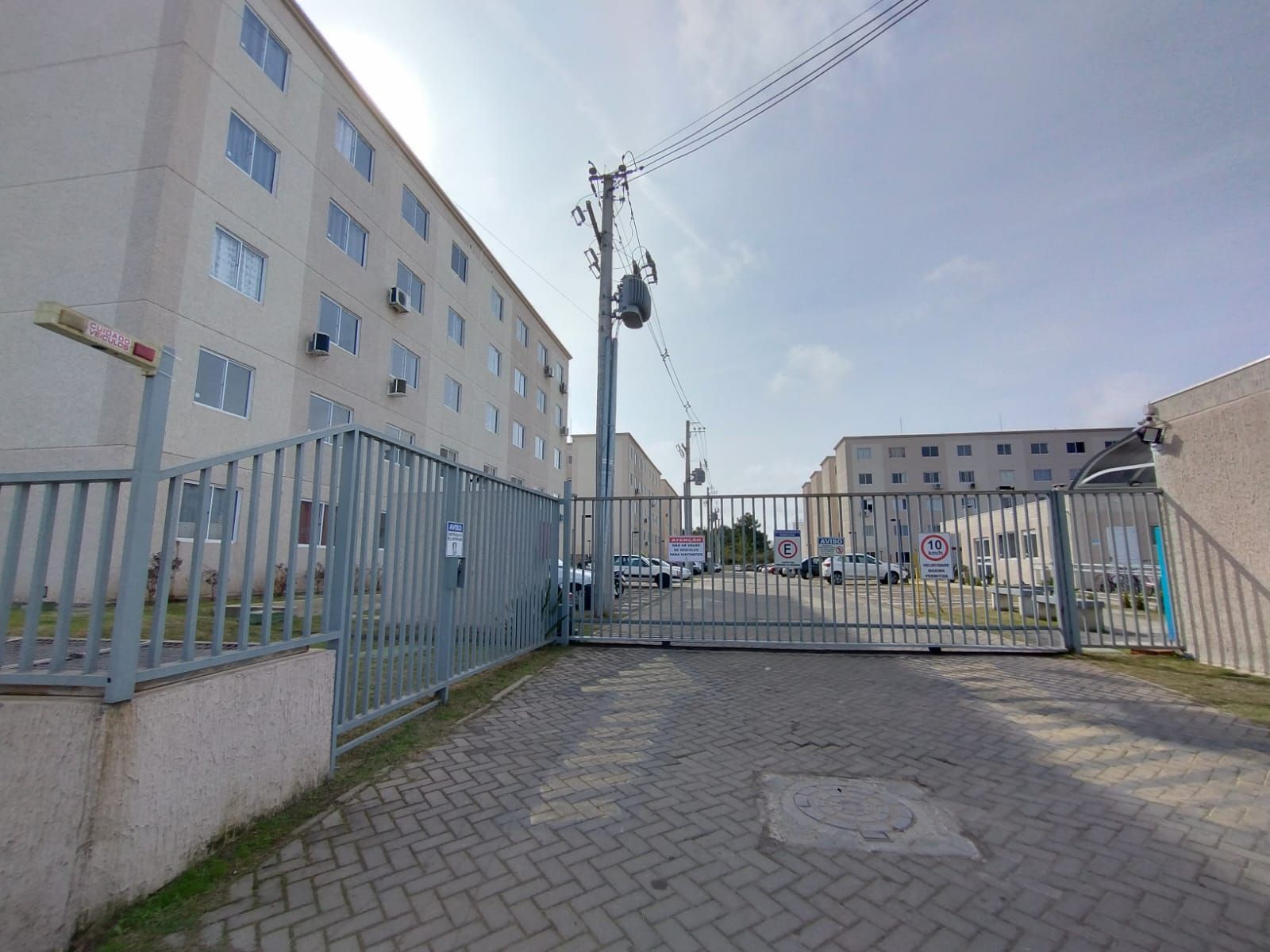 Apartamento à venda com 2 quartos, 40m² - Foto 21