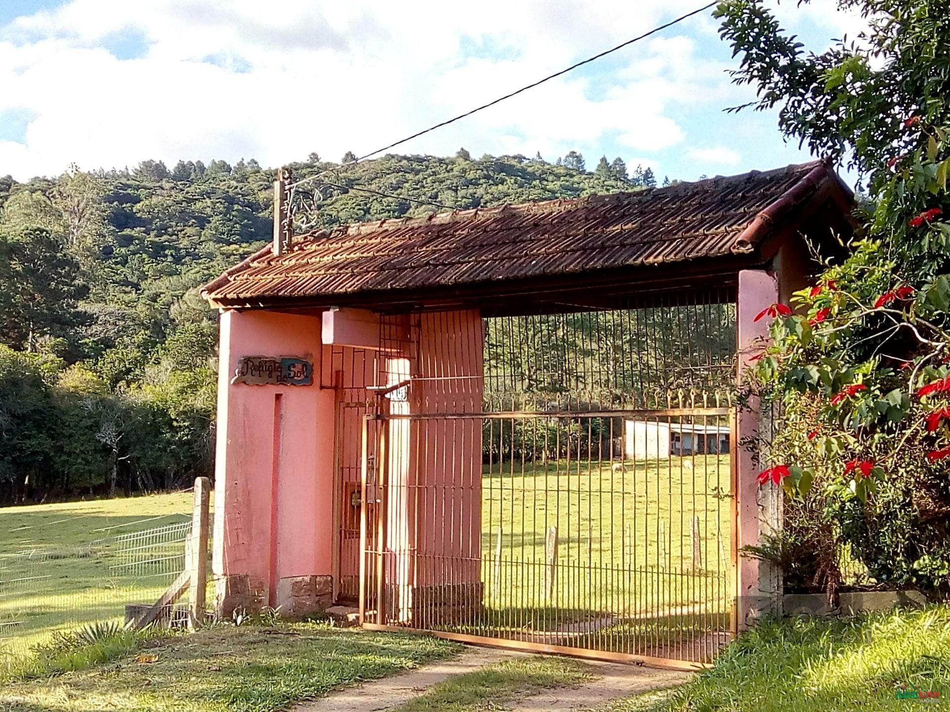Sítio à venda com 2 quartos, 30000m² - Foto 44