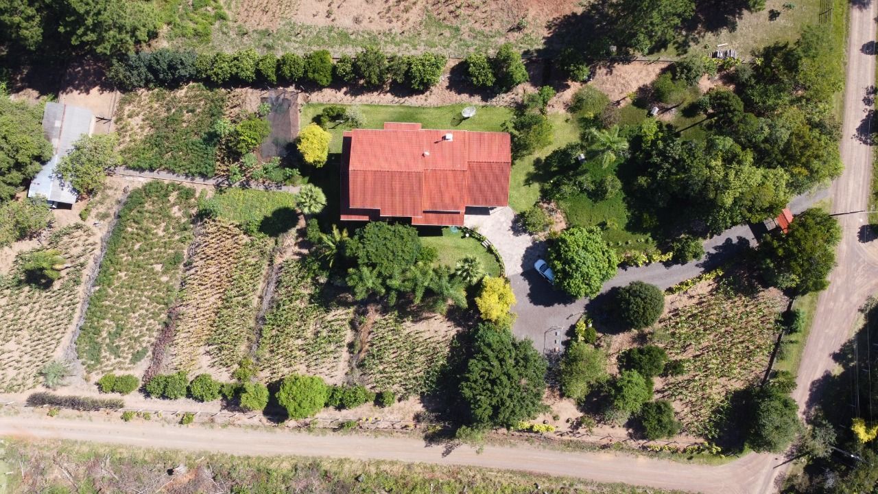 Sítio à venda com 4 quartos, 300m² - Foto 4