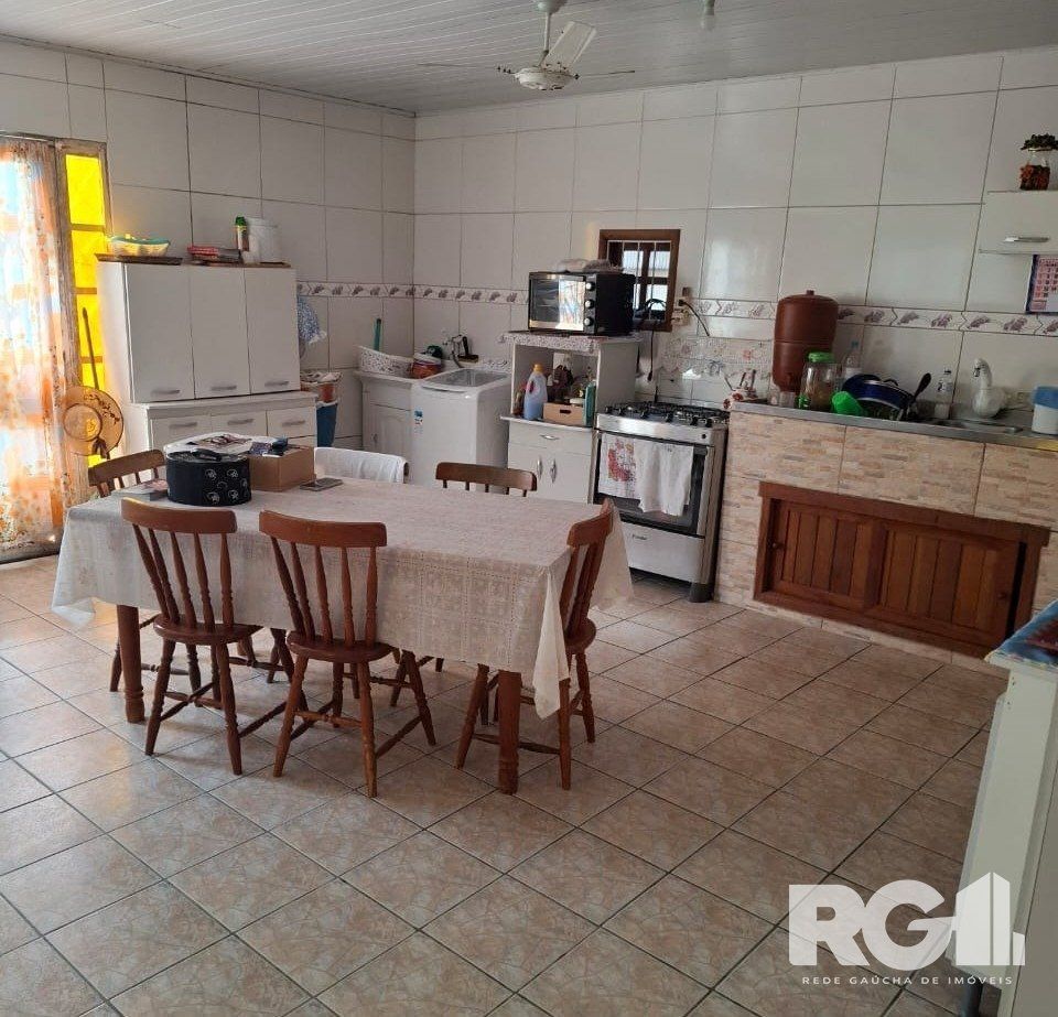 Casa à venda com 2 quartos, 72m² - Foto 5