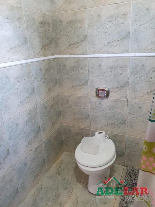 Casa à venda com 4 quartos, 180m² - Foto 16