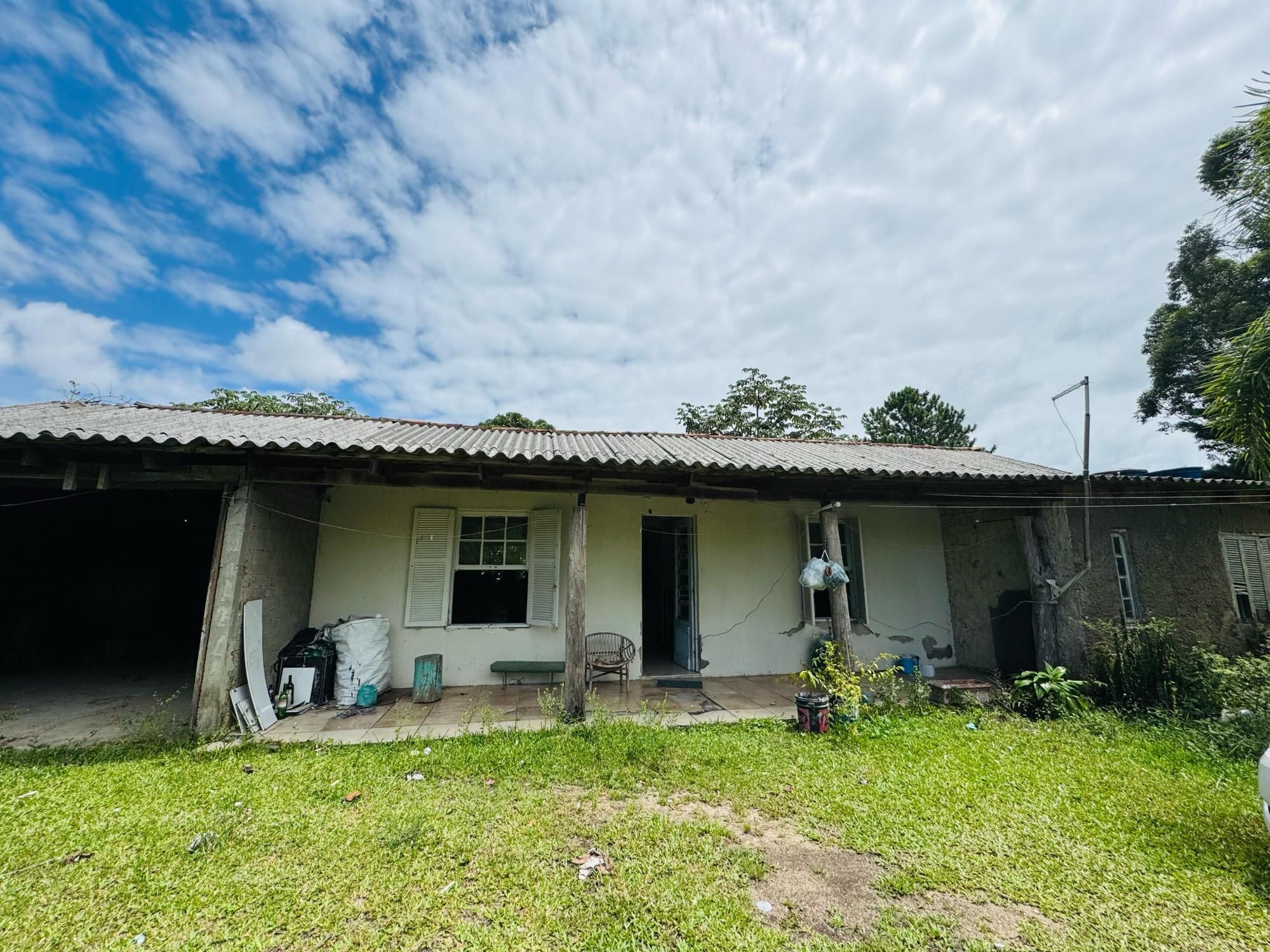 Chácara, 3 quartos, 2300 m² - Foto 1