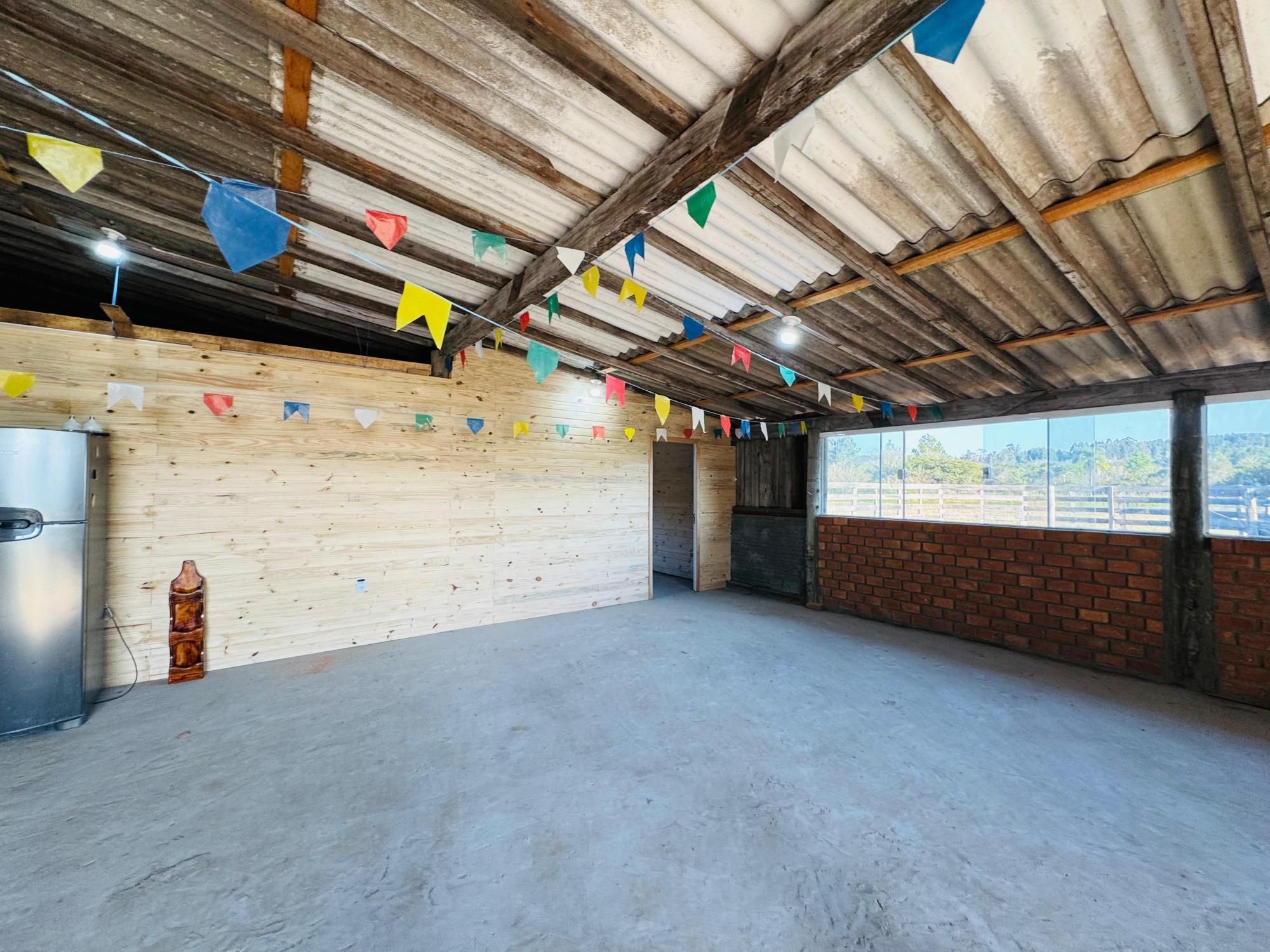Sítio à venda com 2 quartos, 1m² - Foto 3