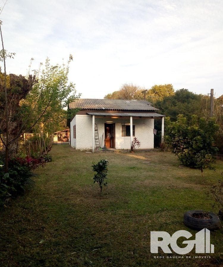 Casa à venda com 2 quartos, 80m² - Foto 2