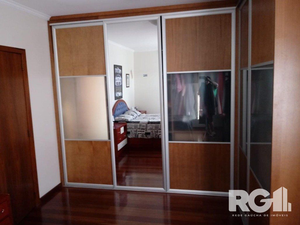 Casa, 3 quartos, 240 m² - Foto 11