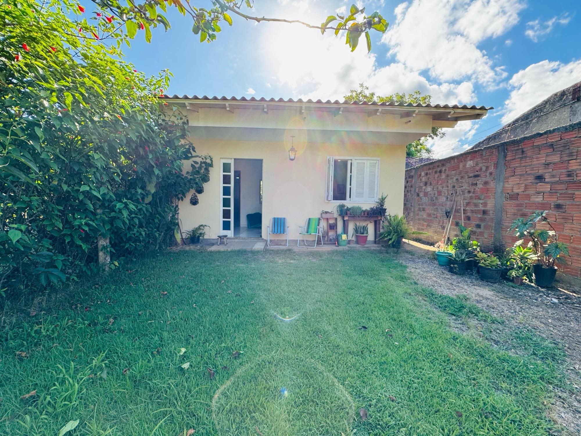 Casa, 2 quartos, 70 m² - Foto 1