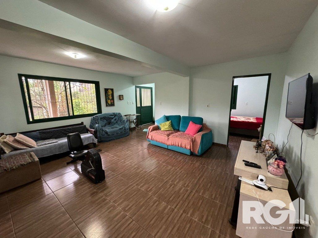 Casa à venda com 3 quartos, 89m² - Foto 4