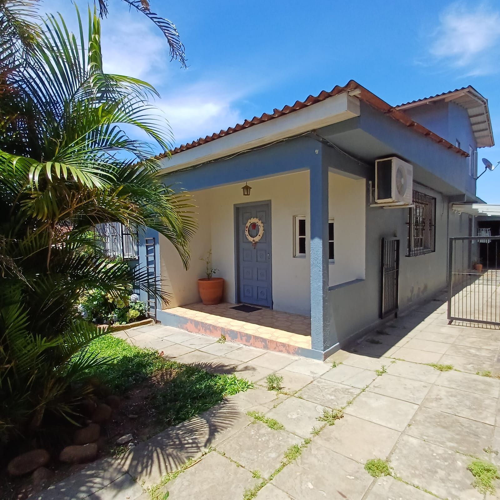 Casa 3 dormitórios no bairro Nonoai