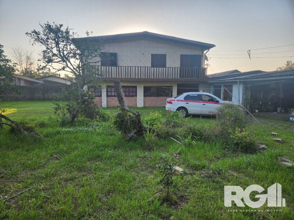 Casa à venda com 5 quartos, 1500m² - Foto 2